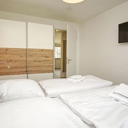 Rex Rugia Fewo12-2 Strandnah,terrasse,sauna,pool Lobbe